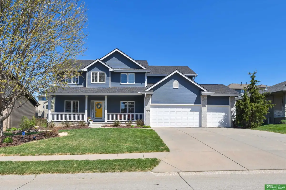 6417 N 158 Street, Omaha, NE 68116 - #1