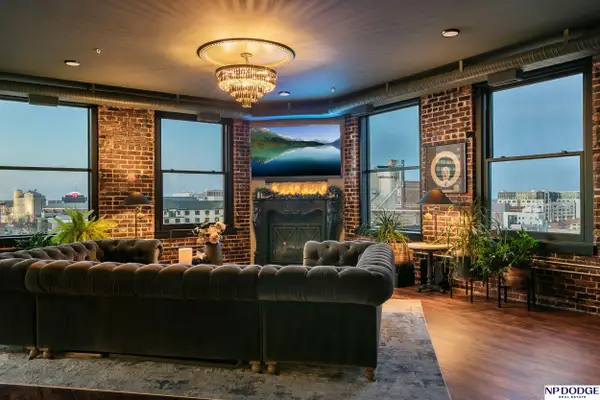 947 O Street #902, Lincoln, NE 68508