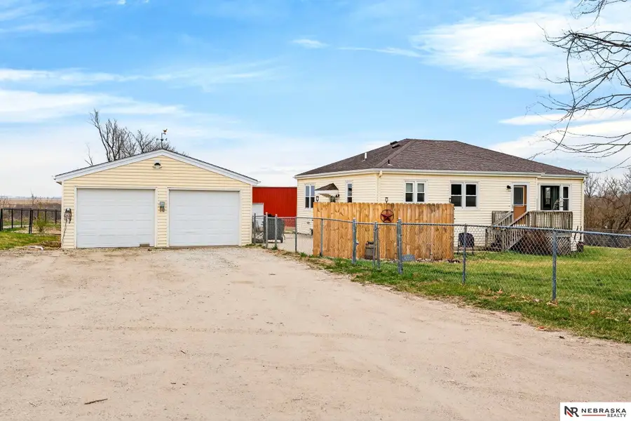 1060 County Road 21, Bennington, NE 68007 - #2