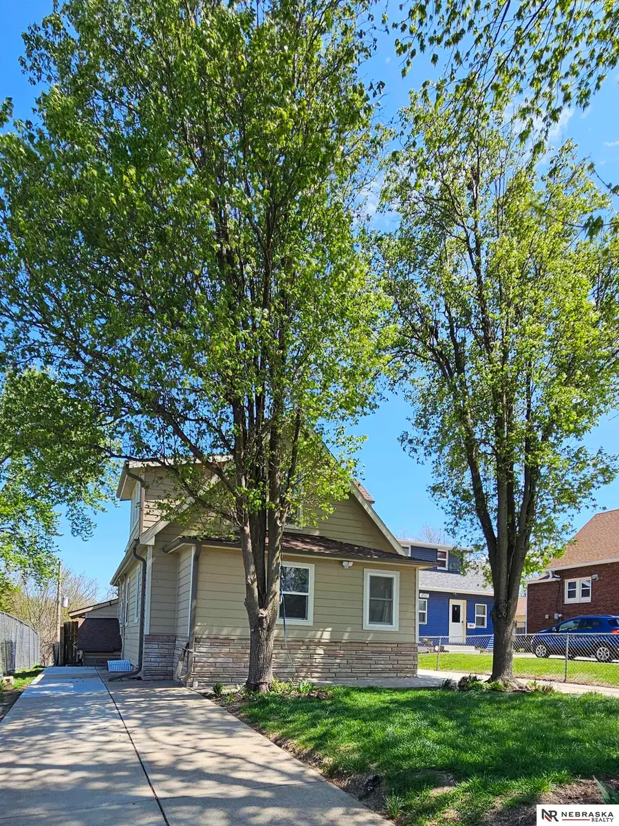 4515 S 17th Street, Omaha, NE 68107 - #3