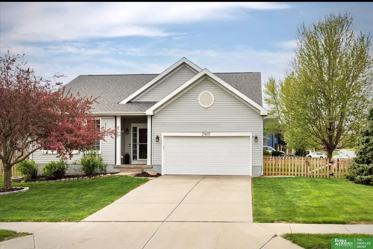 20035 Glenmore Drive, Gretna, NE 68028 - #1