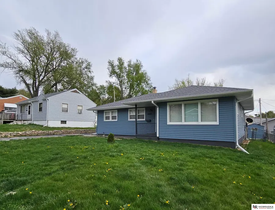 4427 Oak Street, Omaha, NE 68105 - #3