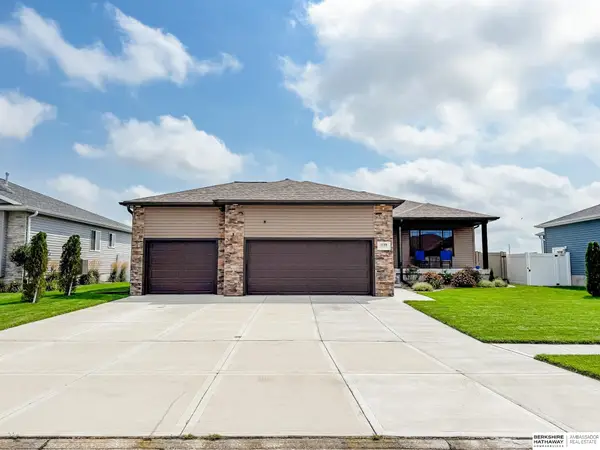 1539 Stonewood Avenue, Grand Island, NE 68803