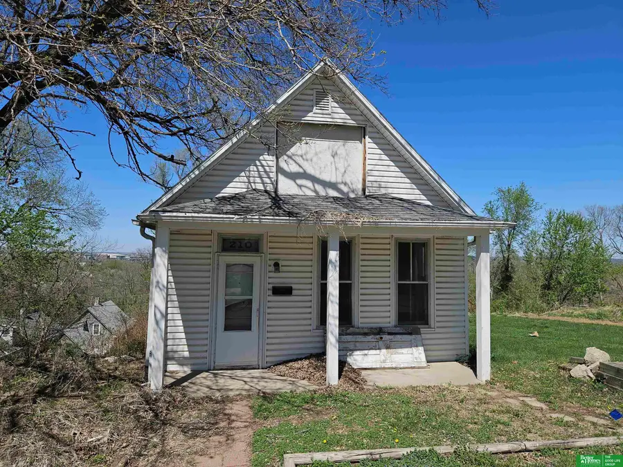 210 Cedar Street, Omaha, NE 68108 - #2