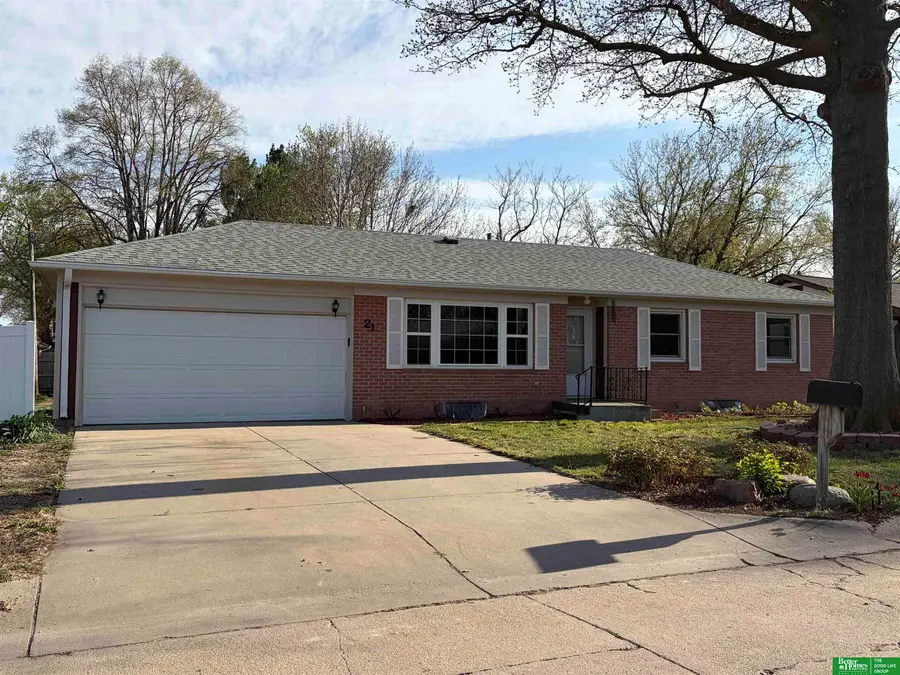 21 Arbor Court, York, NE 68467 - #2