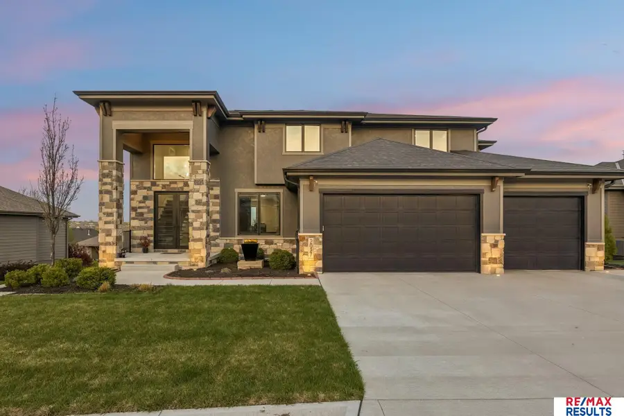 2027 S 211 Street, Elkhorn, NE 68022 - #2