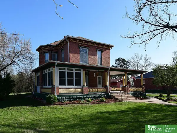 1212 M Street, Geneva, NE 68361