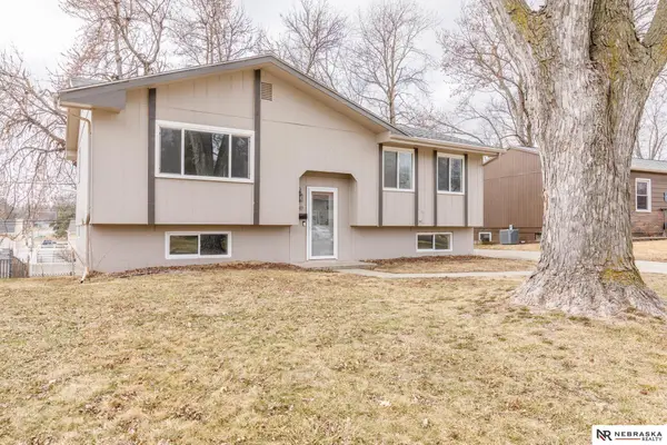 7611 Teal Street, La Vista, NE 68128