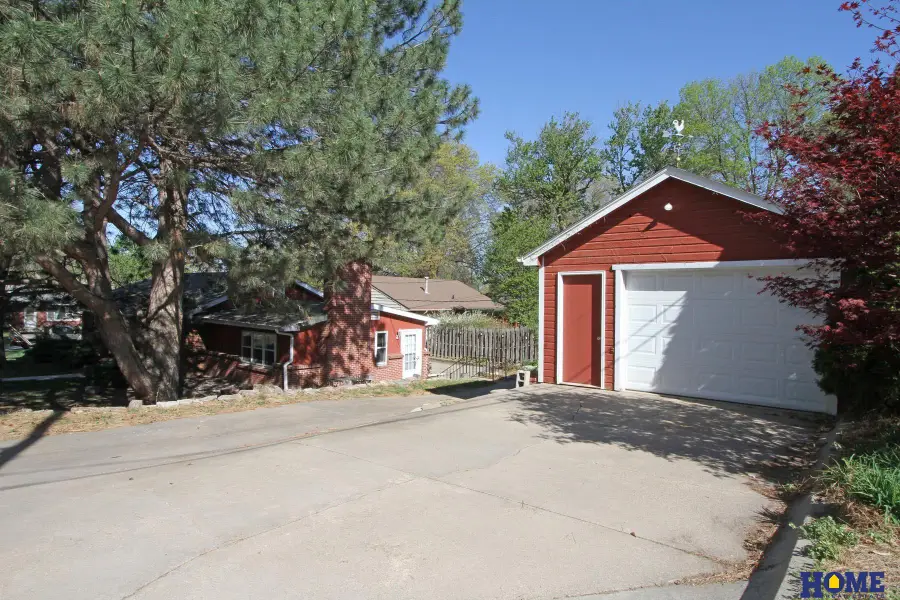 5400 L Street, Lincoln, NE 68510 - #2