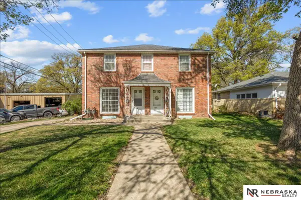 1365 S 40th Street, Lincoln, NE 68510