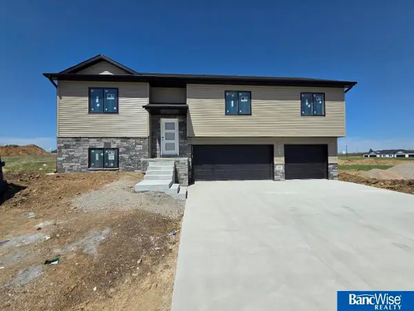 210 W Winona Avenue, Lincoln, NE 68523