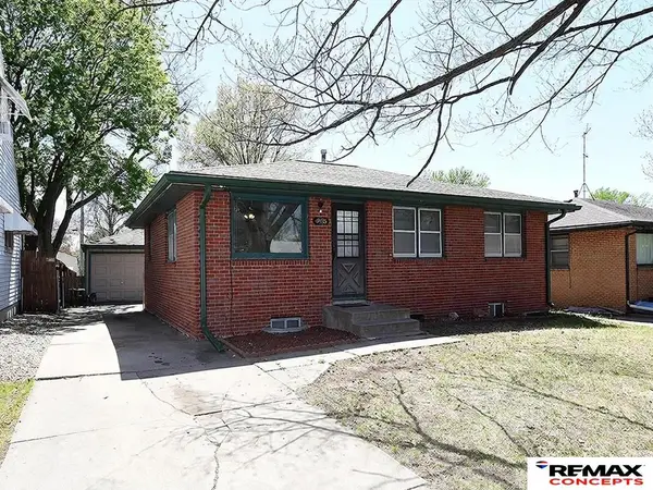 4935 Fremont Street, Lincoln, NE 68504