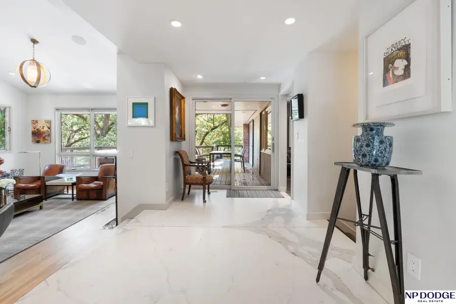 9323 Oak Street, Omaha, NE 68124 - #3