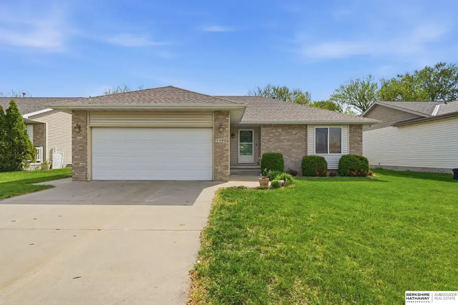 5400 Hunts Drive, Lincoln, NE 68512 - #2