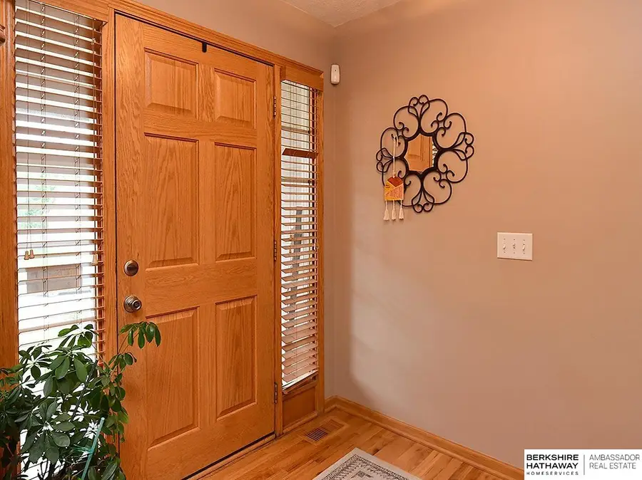 6008 S 159th Avenue, Omaha, NE 68135 - #3