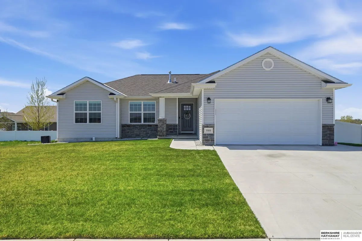 7355 N 11th Street, Lincoln, NE 68521 - #1