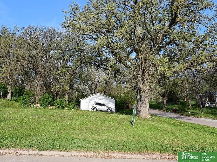 405 W P Street, Weeping Water, NE 68463 - #3