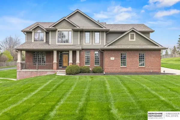 18124 Tammy Trail, Omaha, NE 68135