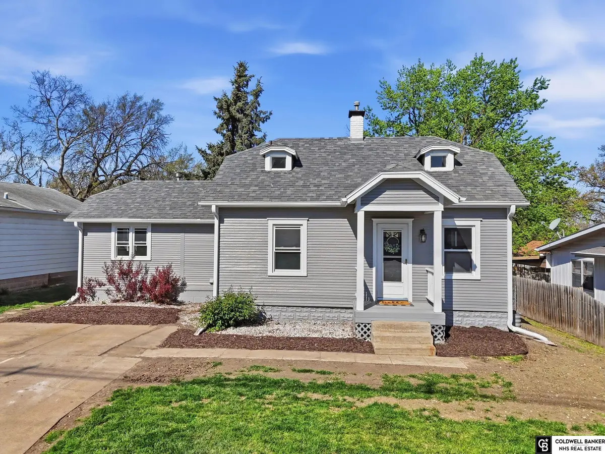 625 S 56th Street, Lincoln, NE 68510 - #1