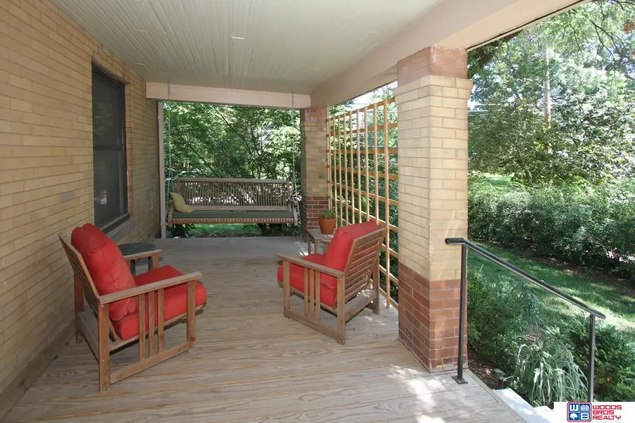 1233 N 42nd Street, Lincoln, NE 68503 - #3
