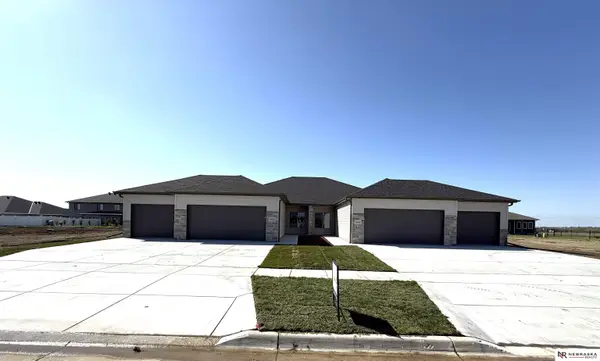 4931 Donnette Drive, Lincoln, NE 68514