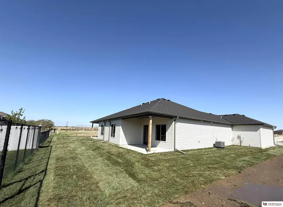 4931 Donnette Drive, Lincoln, NE 68514 - #2