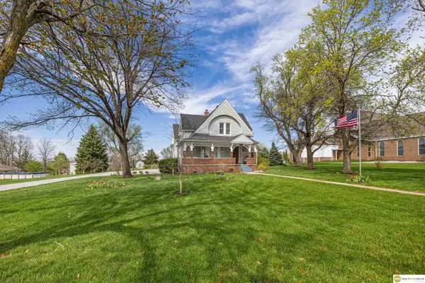 516 W Angus Street, Gretna, NE 68028