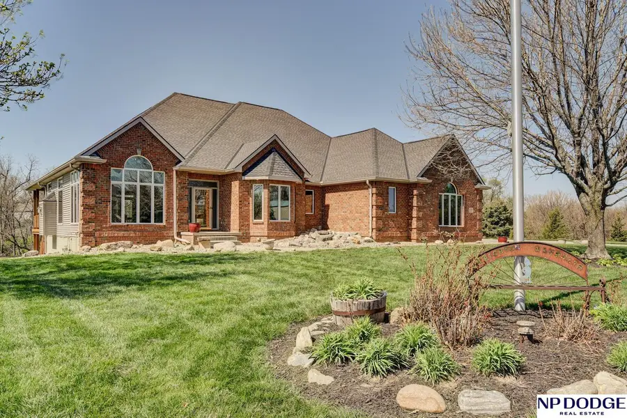 7657 Saddle Drive, Papillion, NE 68046 - #3