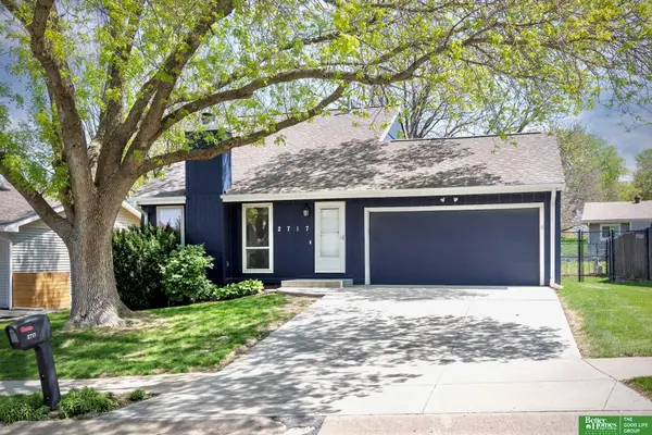 2717 N 131st Circle, Omaha, NE 68164