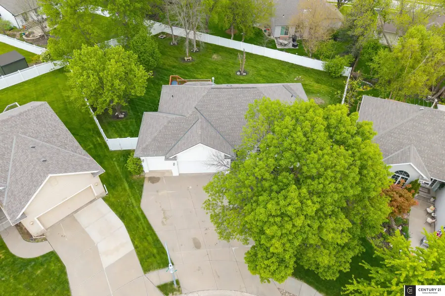 16650 Redwood Street, Omaha, NE 68136 - #3