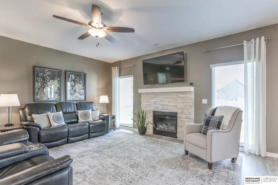 6010 N 152 Avenue, Omaha, NE 68116 - #3