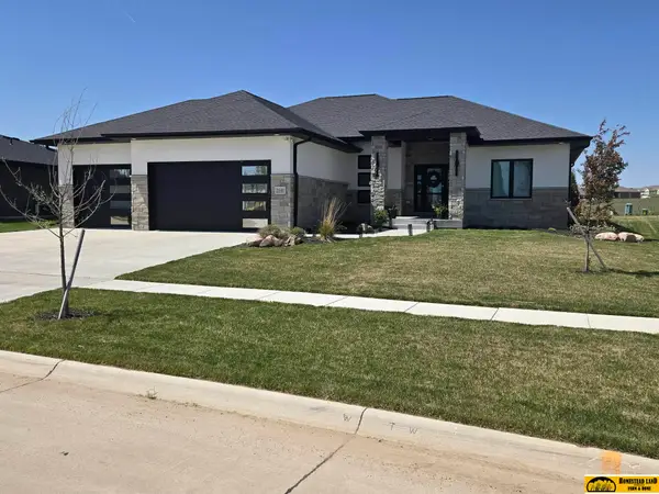 3540 Tree Line Drive, Lincoln, NE 68516