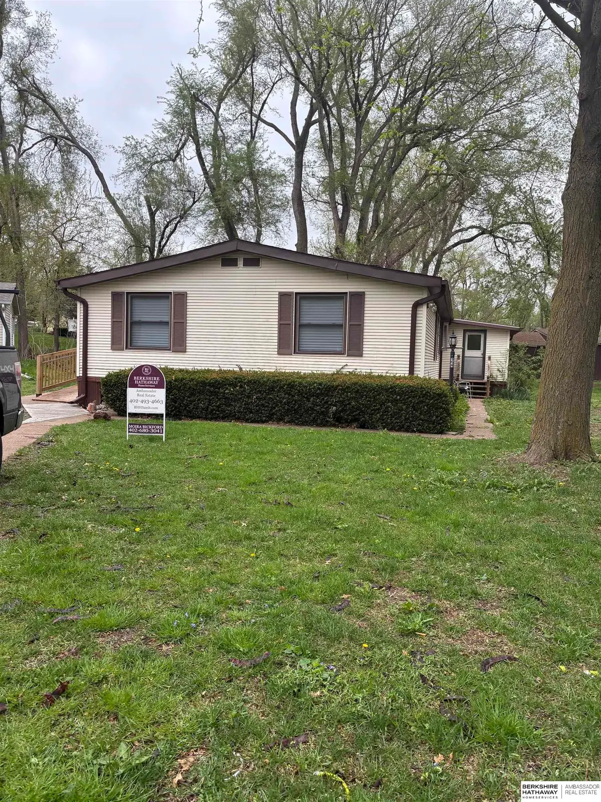 7631 N 101 Plaza, Omaha, NE 68122 - #1