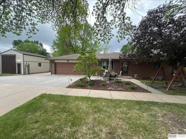 835 W Belmont Avenue, Lincoln, NE 68521