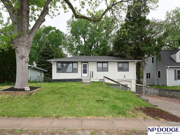 5020 S 80 Street, Ralston, NE 68127