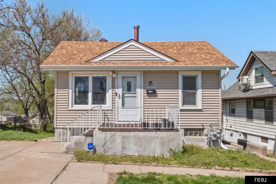 7074 Binney Street, Omaha, NE 68104 - #2