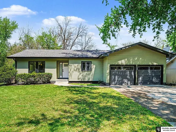 2940 Leawood Drive, Bellevue, NE 68123