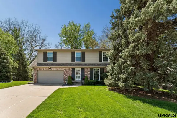 12611 Schroeder Circle, Omaha, NE 68137