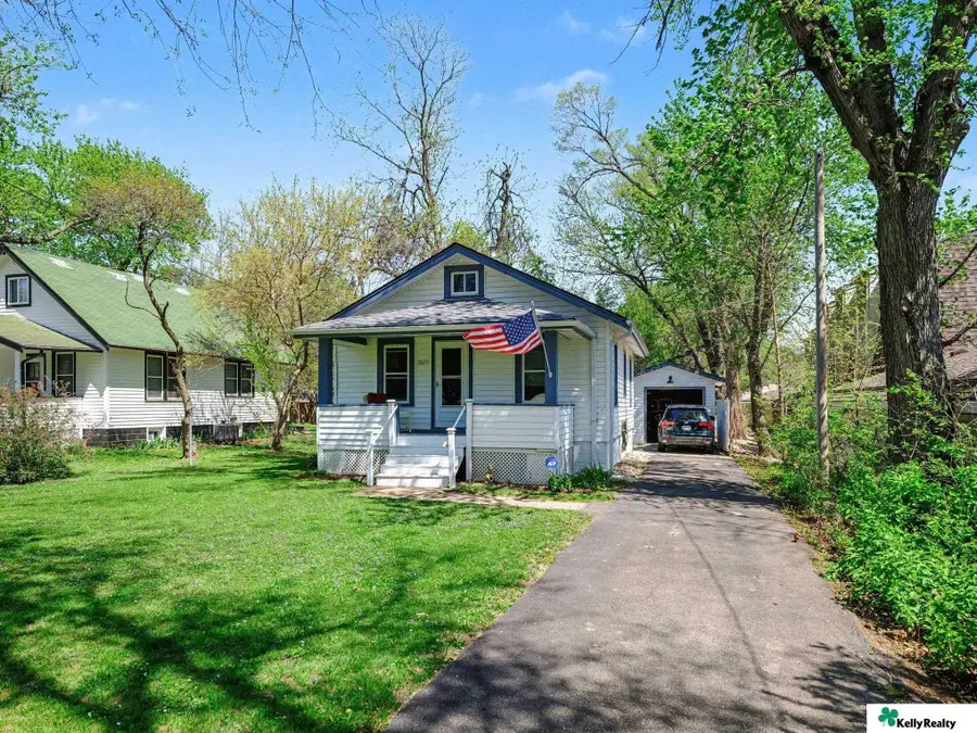 2619 Benson Gardens Boulevard, Omaha, NE 68134 - #2