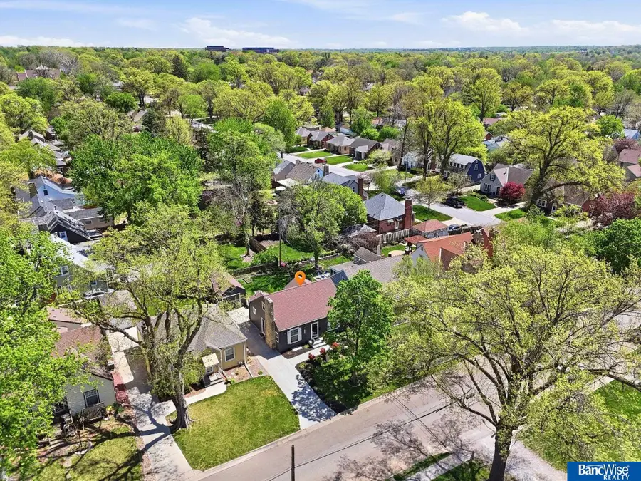1212 S 37th Street, Lincoln, NE 68510 - #2