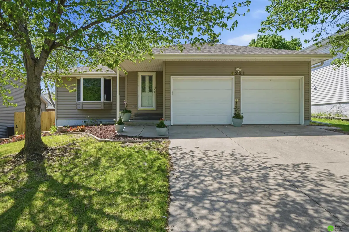3221 Canyon Road, Lincoln, NE 68516 - #1