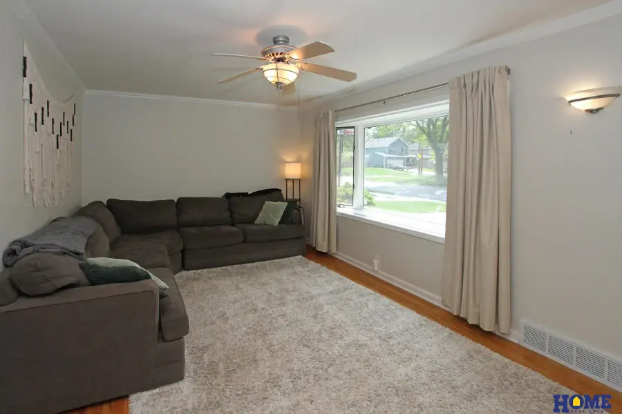 3944 Apple Street, Lincoln, NE 68503 - #2