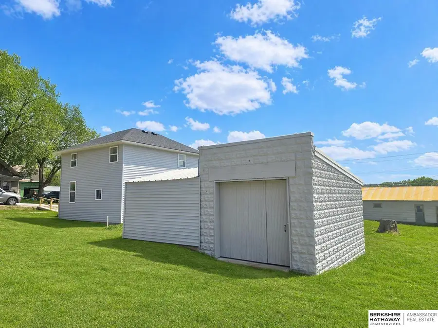 424 Sherman Avenue, Nehawka, NE 68413 - #2