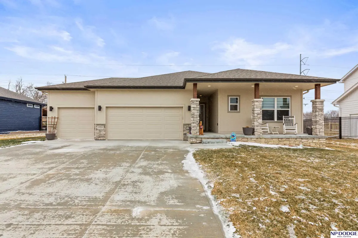 10452 S 113th Street, Papillion, NE 68046 - #1
