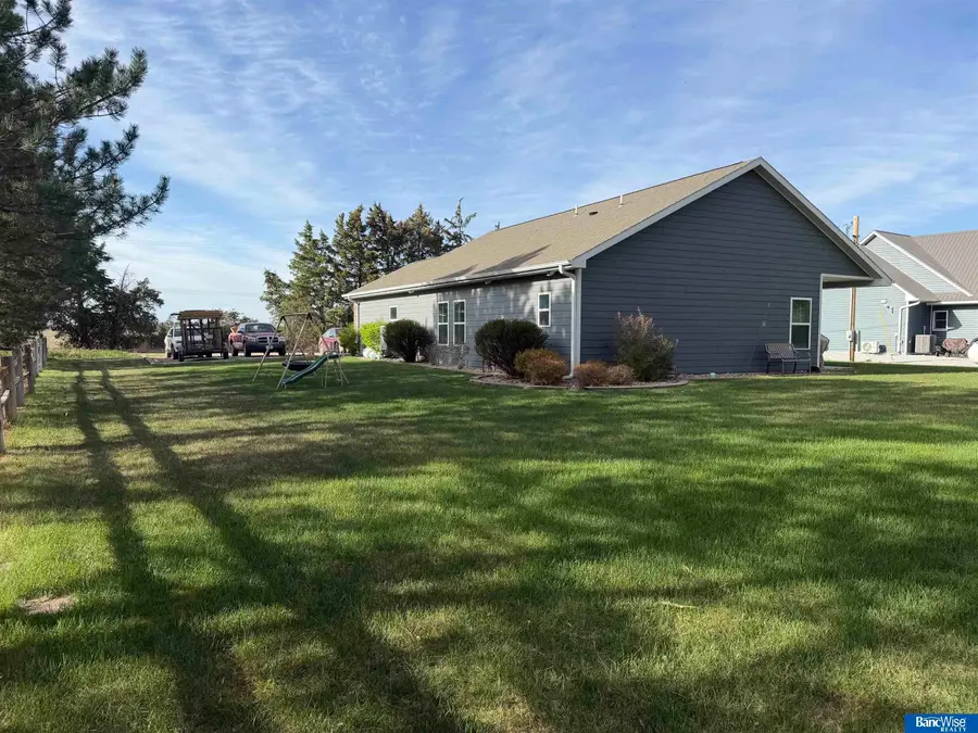 1806 Lakeview Drive, Central City, NE 68826 - #2
