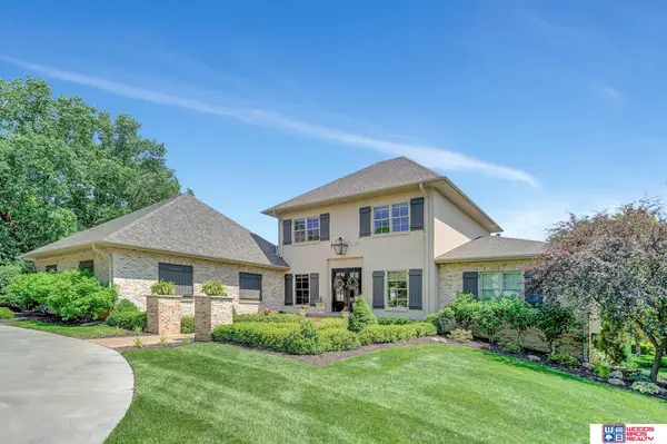 831 Capitola Drive, Lincoln, NE 68512