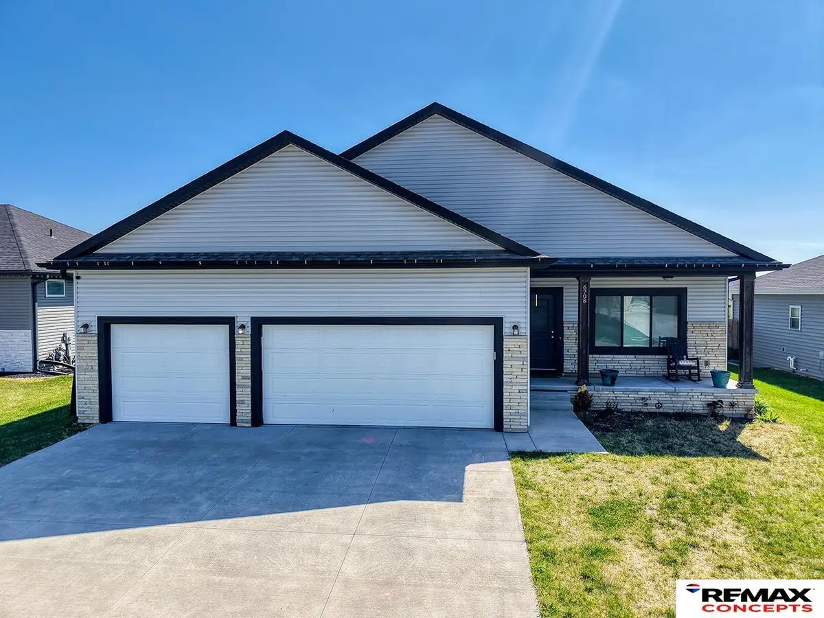 6708 Verano Drive, Lincoln, NE 68523 - #1