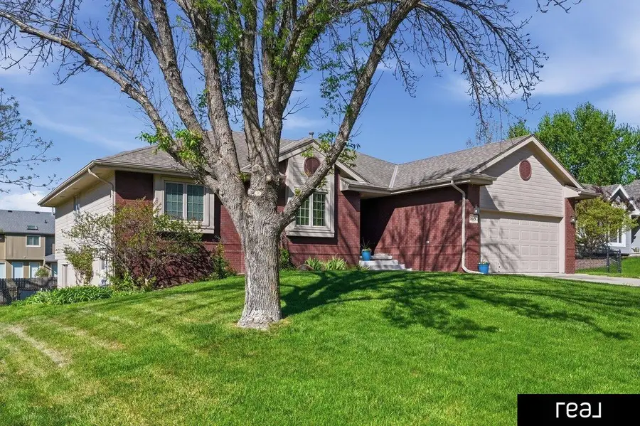 2013 Liberty Lane, Papillion, NE 68133 - #2