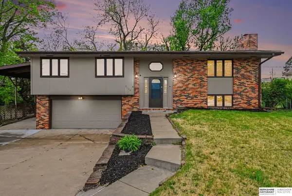 9729 Ogden Circle, Omaha, NE 68134