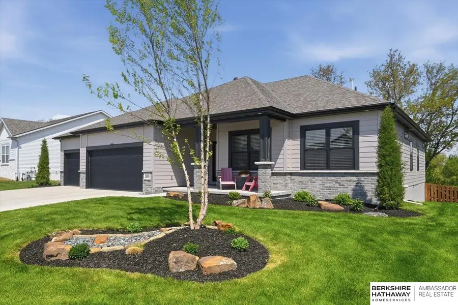 20878 Camelback Avenue, Gretna, NE 68028 - #2